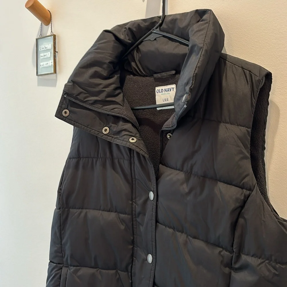 Old Navy Puffer Vest